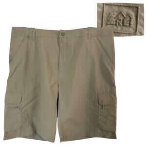 REI Sahara‎ Shorts Women's 16 Tan Khaki Lightweight Stretch Hiking Trail Cargos